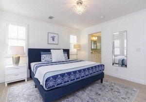 Great Beach Location ~ Pool ~ Professionally Decorated ~ Steps to the Beach!