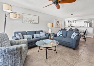 Great oceanfront condo w/indoor & outdoor pools, lazy river, fitness center, kids' pool