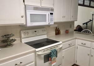 Greers Ferry Lake View Home 4BR, 2BA