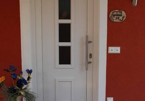 Großes, helles Appartement (90qm) für bis zu 6 Personen in Seenähe