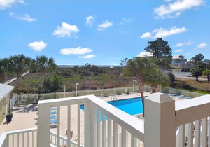 Gulf Front, Community Pool, Plenty of Parking ~ Dunes Club 1B