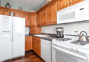 Habersham 3 | Historic Savannah, Walk To River Street