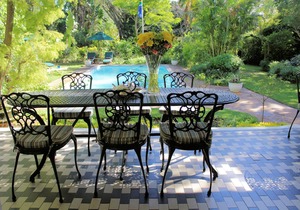 Hacklewood Hill Country House