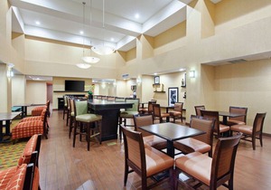 Hampton Inn & Suites Fresno - Northwest