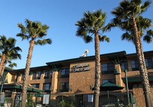 Hampton Inn & Suites Agoura Hills