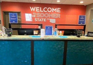 Hampton Inn & Suites Moore