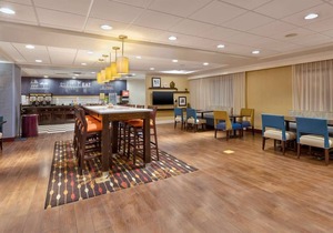 Hampton Inn Waterbury