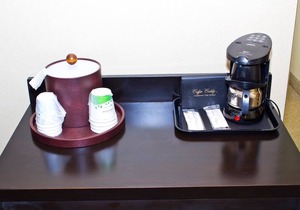 Hampton Inn & Suites Boston Crosstown Center 1 King Bed Studio Suite