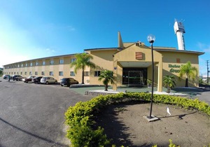 Harbor Self Graciosa Hotel