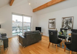 Harbourside Haven Penthouse 2