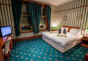 Harefield Manor Hotel