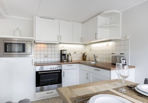 Haus Weissenburg Whg. garden east - Modern 3-room vacation apartment close to the beach