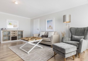 Haus Weissenburg Whg. OG West - Beautiful 2-room vacation apartment close to the beach with