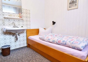 Hb01 Einzelzimmer Nr. 1