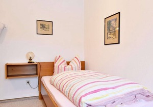 Hb01 Einzelzimmer Nr. 3