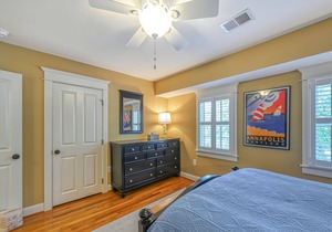 High-end Eastport home with private pool, hot tub, grill & off-street parking