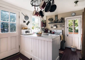 Historic Santa Rosa Cottage Hot Tub