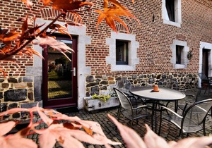 Hof van Aken