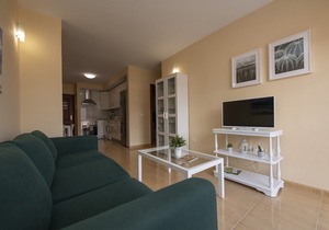 Holiday House Miramar 5