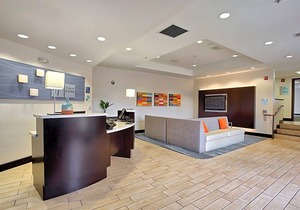 Holiday Inn Express Costa Mesa, an IHG Hotel