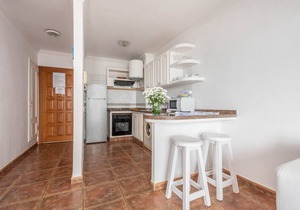 Holiday Apartment “Carla 2B” in Playa San Juan with Sea View & Wi-Fi