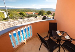 Holiday apartment with use of pool