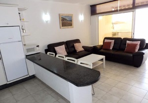 Holiday flat with balcony and sea view