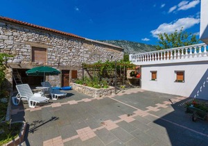 Holiday home in Drivenik 39097