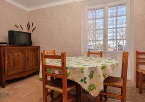 Holiday Home in Montfaucon with Fenced Garden, Terrace, BBQ