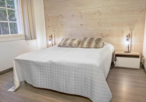 Holiday Home Weekend duo