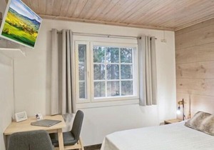 Holiday Home Weekend duo