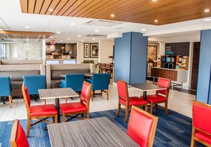 Holiday Inn Express - Allentown North