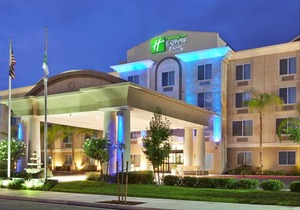 Holiday Inn Express Fresno River Park Highway 41