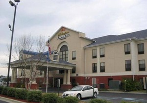 Holiday Inn Express Hotel & Suites Laurinburg, an IHG Hotel