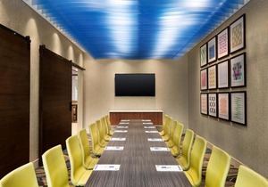 Holiday Inn Express Hotel & Suites - Wilson - Downtown