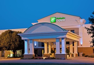 Holiday Inn Express Indianapolis Airport
