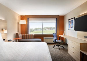 Holiday Inn Express & Suites Columbus - Worthington, an Ihg Hotel
