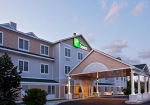 Holiday Inn Express & Suites Freeport