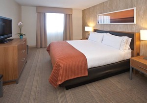 Holiday Inn Express San Francisco Airport South, an IHG Hotel