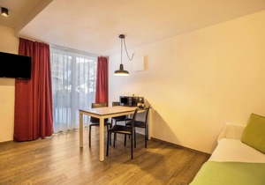 Holiday Apartment "Ön Residenz Bun Sté" with Mountain View, Whirlpool, Sauna & Garden