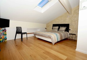 Home town center close to all amenities