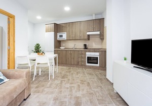 Home2Book Cozy Apart Bajamar Natural Pool & Beach8