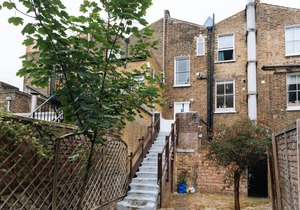 Homey, Bright 2Bed Apartment next to Victoria Park