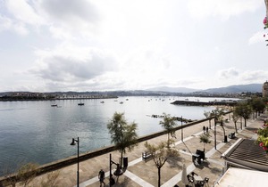 Hondarribia by Basquelidays