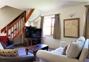 Honeysuckle - 2 Bedroom Cottage - Llanfyrnach