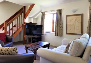 Honeysuckle - 2 Bedroom Cottage - Llanfyrnach