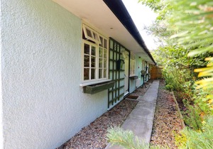 Honeysuckle Cottage