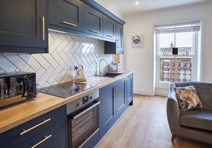 Host & Stay - Little Acorn Apartment