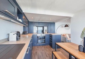 Host & Stay - Penthouse Pier View