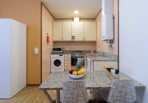 Host Wise - Precious Charming Flat w/Ace Location